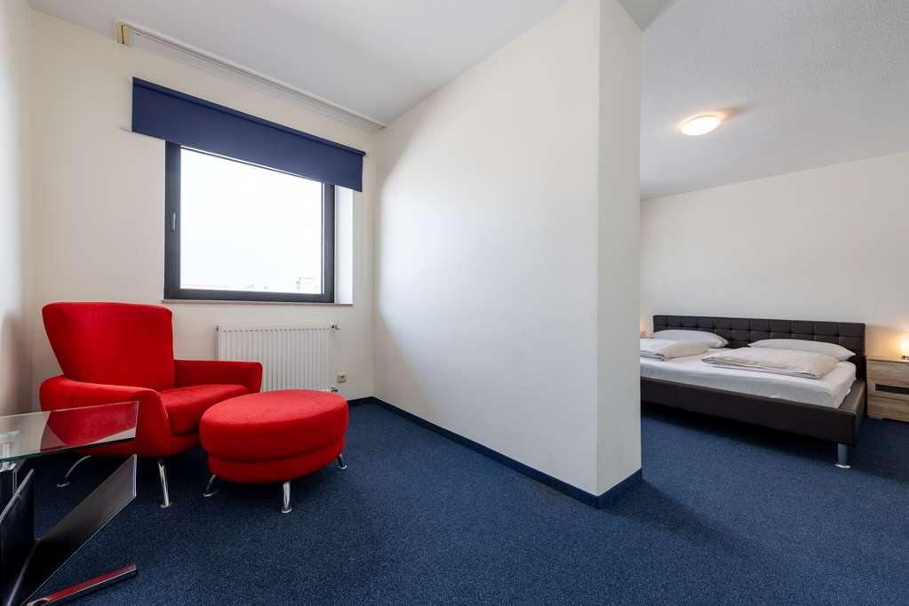 Trip Inn Hotel Frankfurt Airport Ruesselsheim Room photo