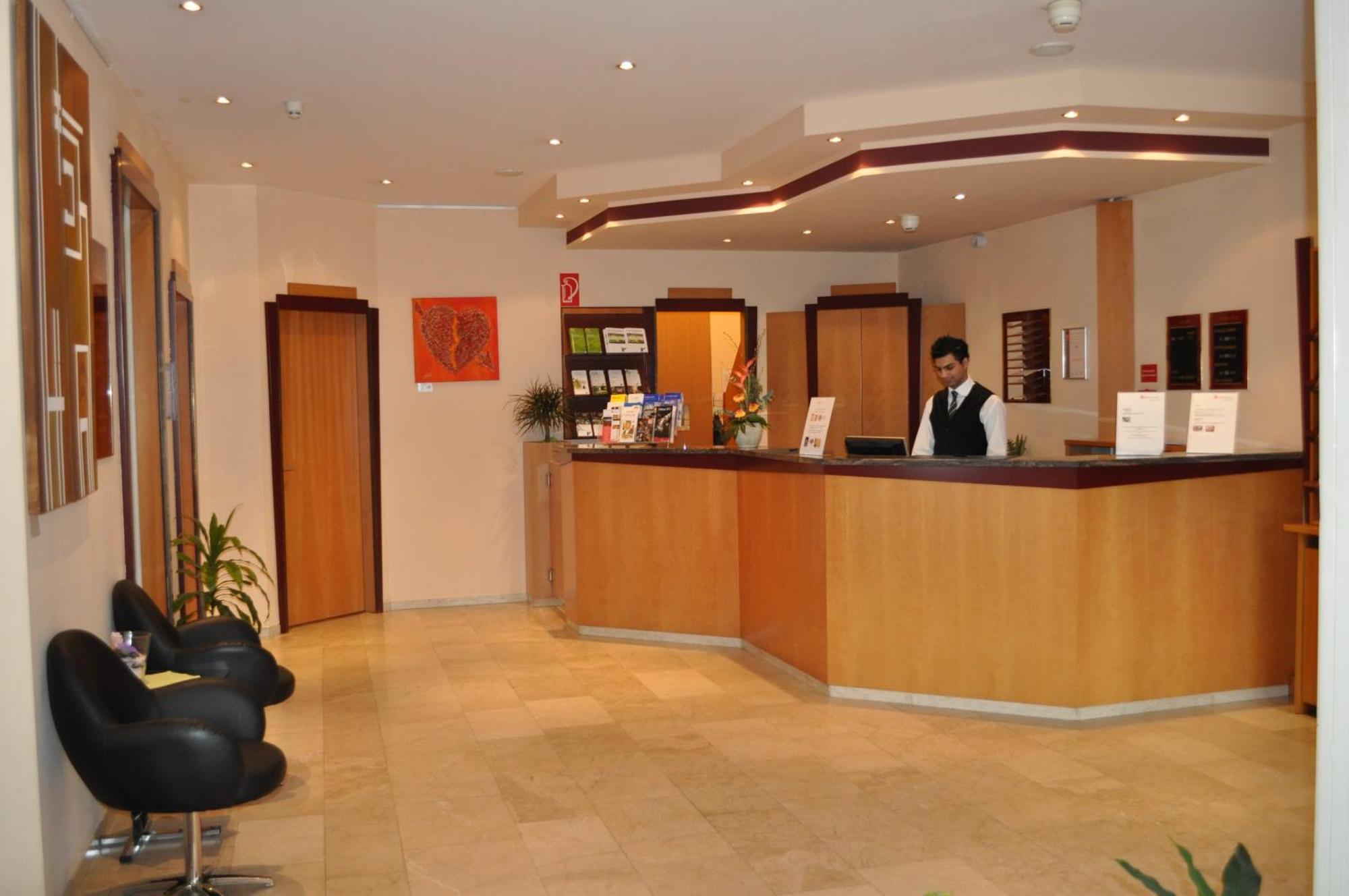 Trip Inn Hotel Frankfurt Airport Ruesselsheim Exterior photo