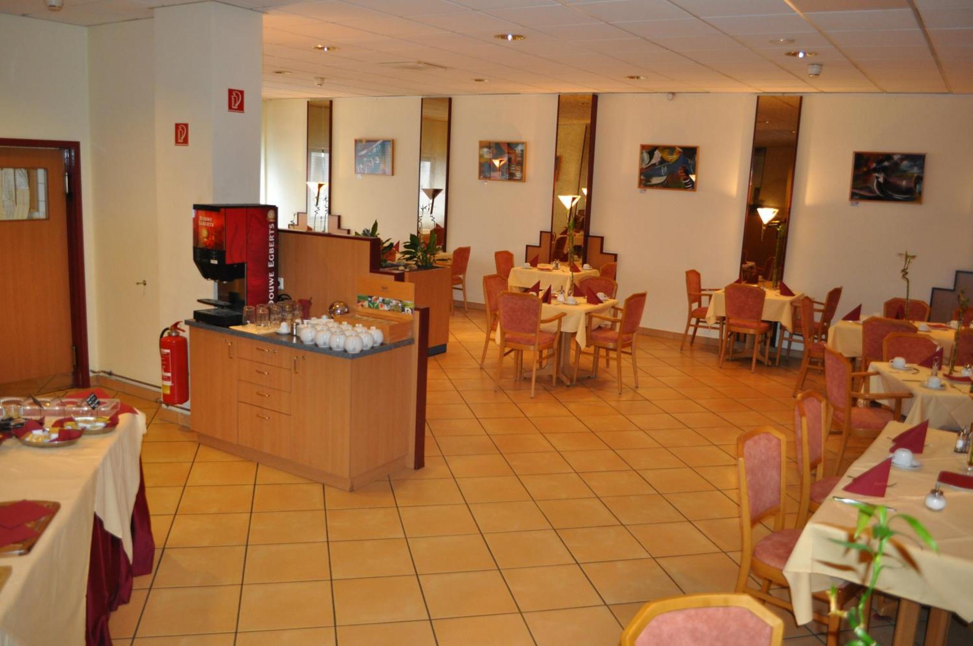 Trip Inn Hotel Frankfurt Airport Ruesselsheim Exterior photo