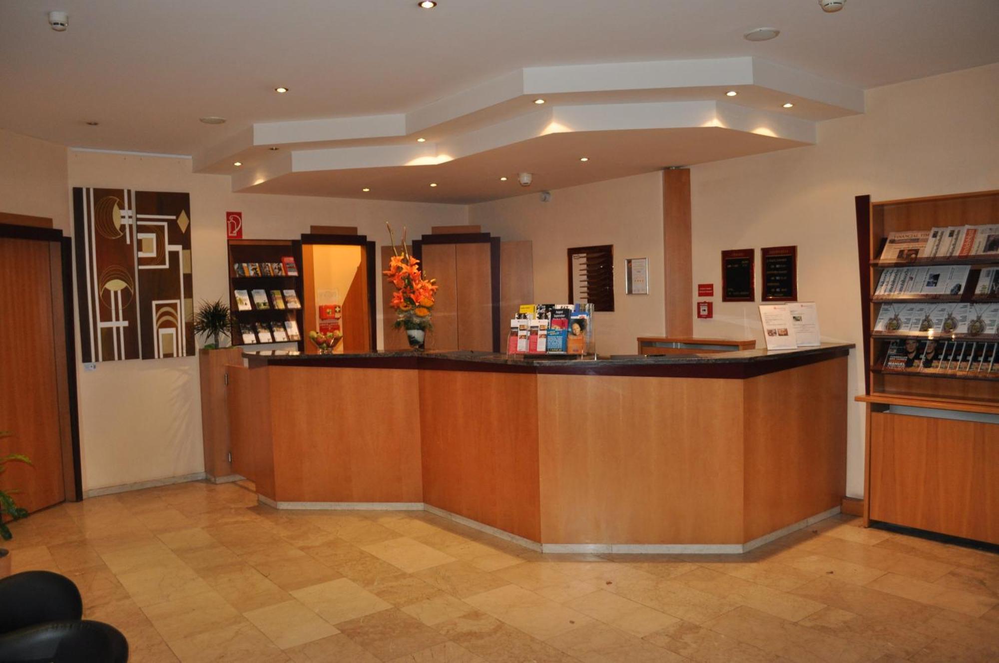 Trip Inn Hotel Frankfurt Airport Ruesselsheim Exterior photo