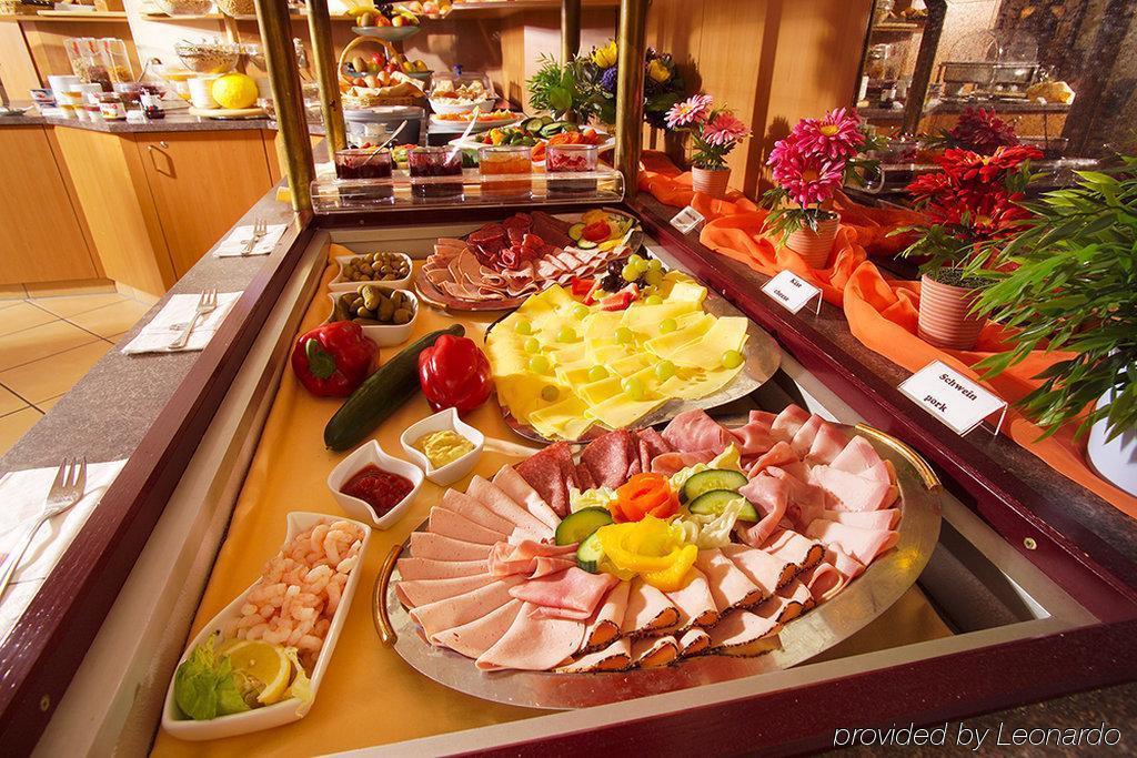 Trip Inn Hotel Frankfurt Airport Ruesselsheim Restaurant photo