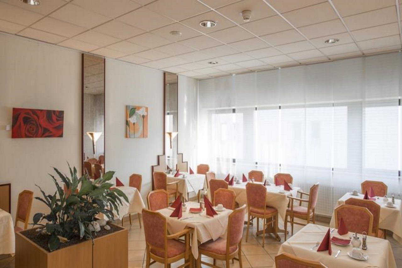 Trip Inn Hotel Frankfurt Airport Ruesselsheim Exterior photo