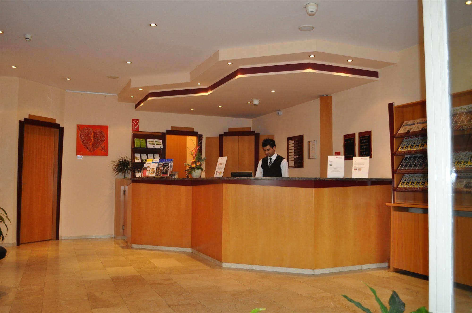 Trip Inn Hotel Frankfurt Airport Ruesselsheim Exterior photo