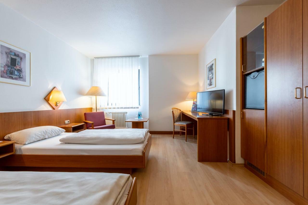 Trip Inn Hotel Frankfurt Airport Ruesselsheim Exterior photo