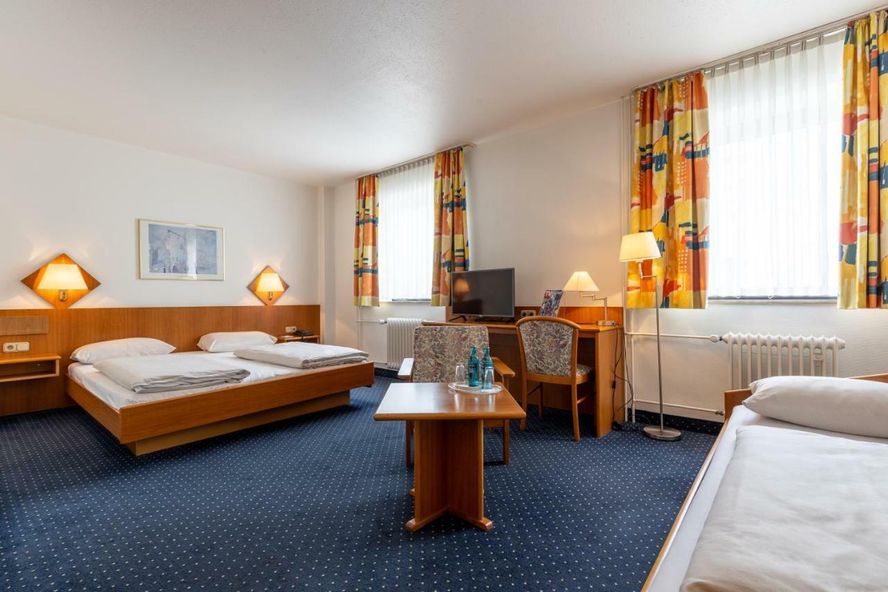 Trip Inn Hotel Frankfurt Airport Ruesselsheim Exterior photo